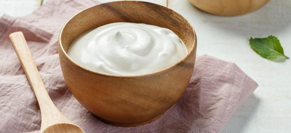 10 Proven Probiotic Yogurt Benefits & Nutrition Facts