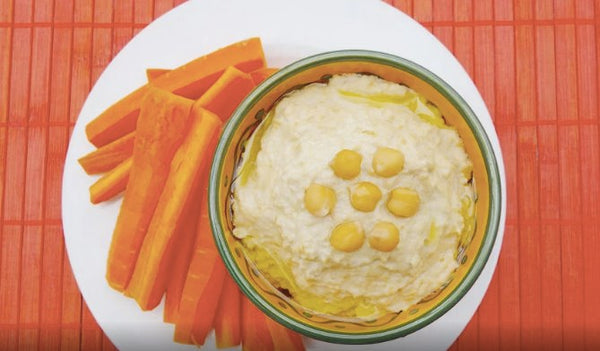 Is Hummus Actually Healthy? Here's What the Experts Say